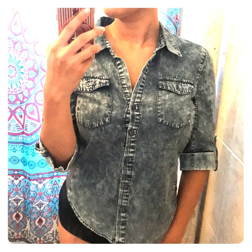 Cute jean button down shirt!